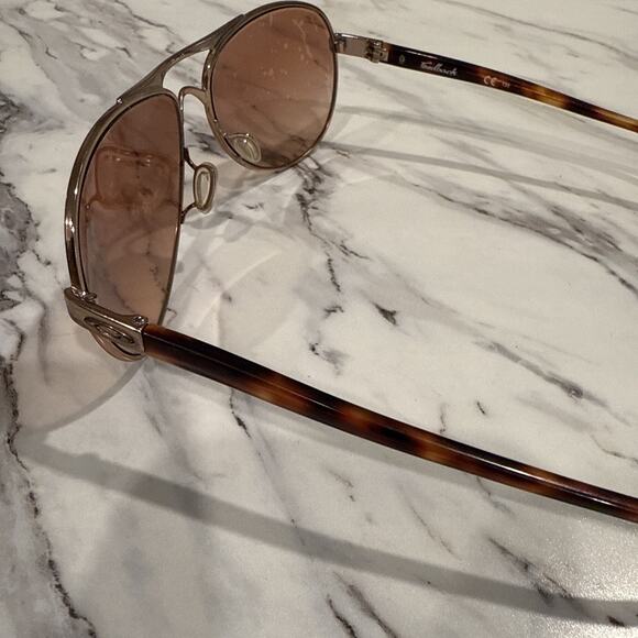Oakley OO4079-01 Feedback Sunglasses Rose Gold & Tortoise Shell Read - Picture 5 of 9